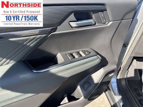 New 2026 GMC Acadia AT4 w/ LPO, Floor Liner Package image 15