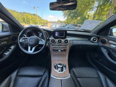 Used 2019 Mercedes-Benz C 300 4MATIC Sedan image 41