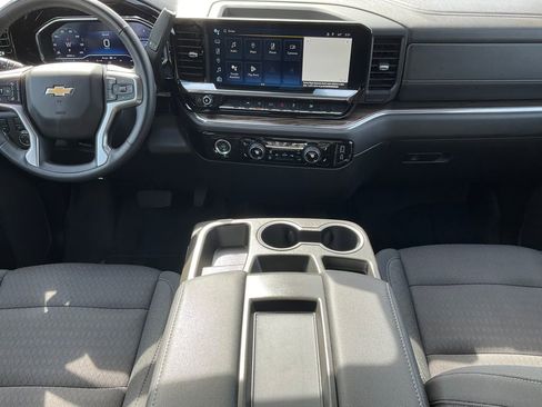Used 2023 Chevrolet Silverado 1500 LT w/ Protection Package AWD/4WD image 3