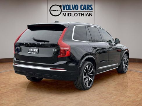 Used 2023 Volvo XC90 B5 Plus w/ Protection Package Premier image 20