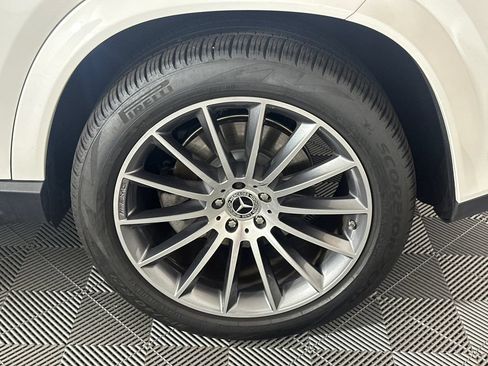 Used 2026 Mercedes-Benz GLE 450e 4MATIC image 10