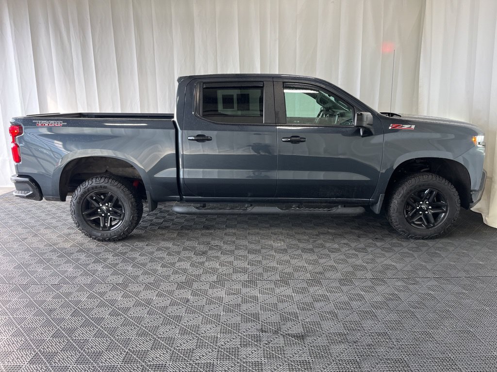 Used 2021 Chevrolet Silverado 1500 LT Trail Boss AWD/4WD image 2