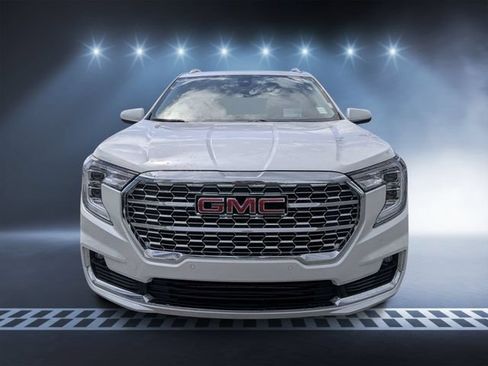 Used 2023 GMC Terrain Denali AWD/4WD image 8