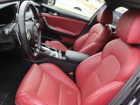 Used 2020 Kia Stinger GT-Line w/ Sun & Sound Package RWD image 13