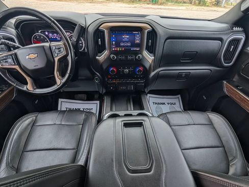 Used 2020 Chevrolet Silverado 3500 High Country w/ Z71 Off-Road Package image 15