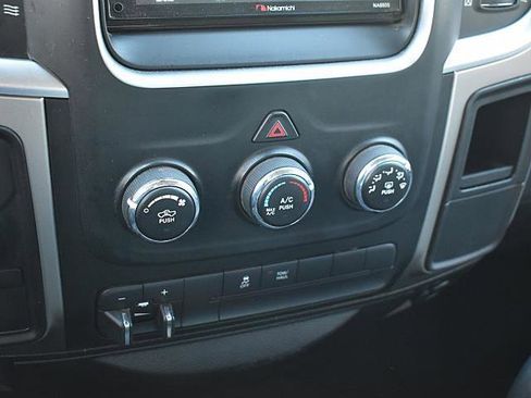 Used 2015 RAM 2500 SLT image 21