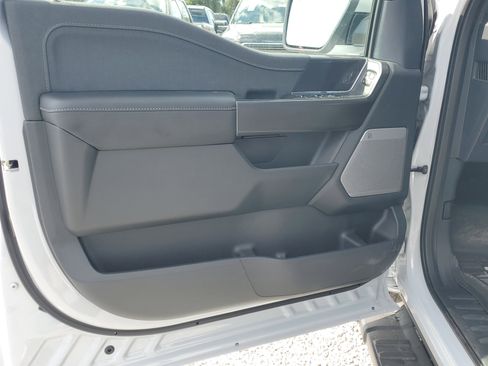 New 2025 Ford F150 Lariat w/ Equipment Group 501A Mid image 17