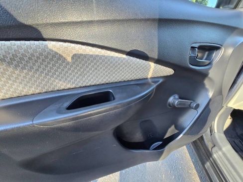 Used 2007 Toyota Yaris S image 21