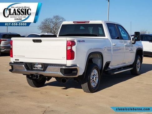 Used 2025 Chevrolet Silverado 2500 LT w/ Convenience Package AWD/4WD image 10