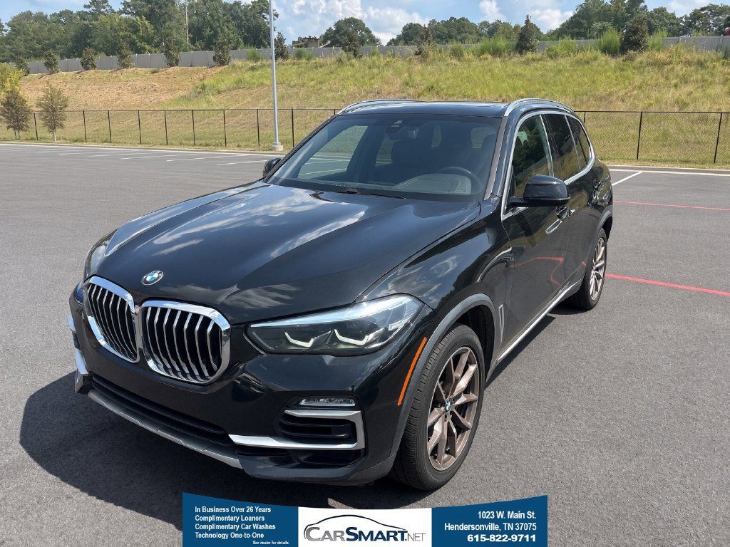 Used 2021 BMW X5 xDrive40i w/ Premium Package 3 AWD/4WD image 1