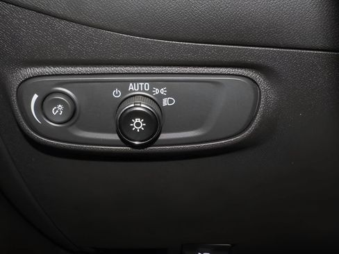 Used 2024 Chevrolet Equinox RS w/ LPO, Floor Liner Package FWD image 27