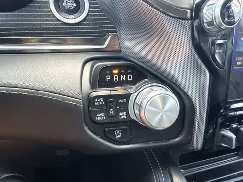 Used 2021 RAM 1500 Limited AWD/4WD image 26