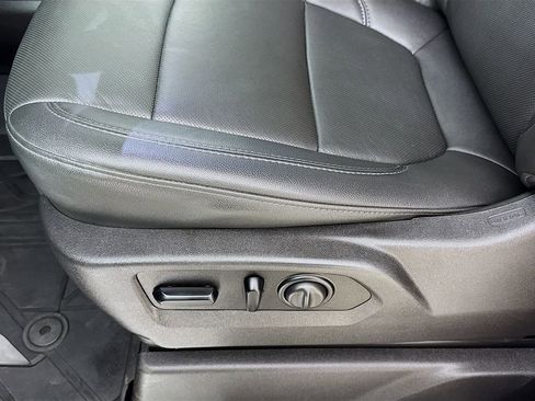 Used 2021 Chevrolet Silverado 2500 LTZ w/ LTZ Plus Package image 19