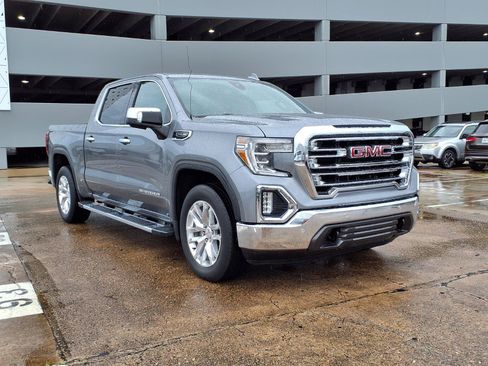 Used 2019 GMC Sierra 1500 SLT w/ SLT Premium Plus Package RWD image 2