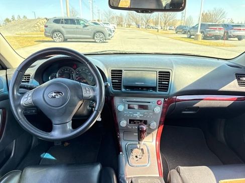 Used 2009 Subaru Legacy 2.5i Limited image 14