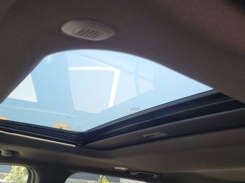 New 2025 Jeep Grand Cherokee Altitude image 28