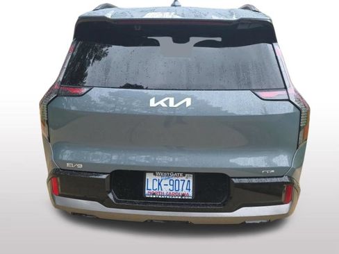 Used 2024 Kia EV9 GT-Line AWD/4WD image 20