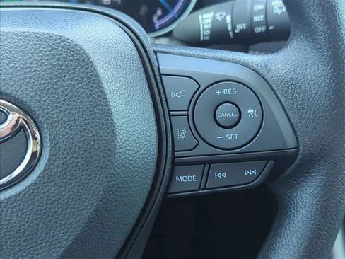 New 2025 Toyota RAV4 XLE image 17