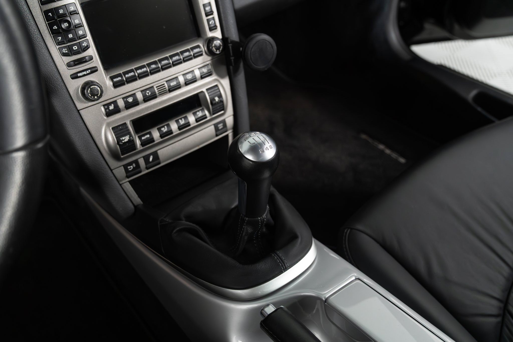 Used 2005 Porsche 911 Carrera S RWD image 6