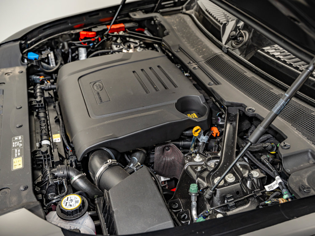 New 2026 Land Rover Defender 110 S AWD/4WD image 46