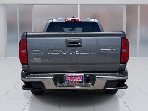 Used 2021 Chevrolet Colorado W/T w/ WT Convenience Package RWD image 5