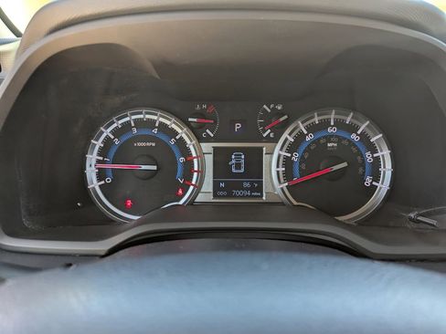 Used 2017 Toyota 4Runner SR5 Premium image 31