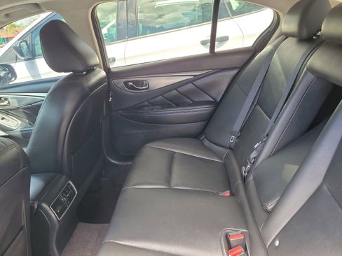 Used 2019 INFINITI Q50 Luxe w/ Essential Package (3.0T Luxe) AWD/4WD image 12