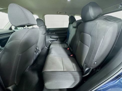 Used 2025 Honda CR-V LX image 27