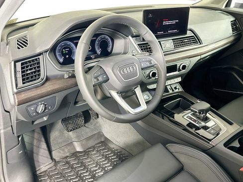 New 2025 Audi Q5 e Premium Plus image 9