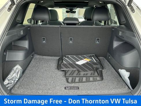New 2026 Volkswagen Tiguan SE R-Line AWD/4WD image 18