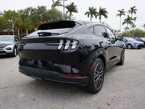 Used 2025 Ford Mustang Mach-E Premium image 7