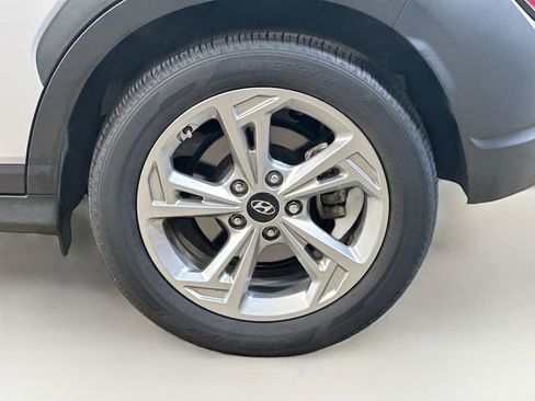 Used 2023 Hyundai Kona SEL w/ Cargo Package AWD/4WD image 6
