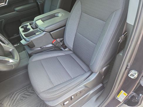 Used 2023 Chevrolet Silverado 1500 LT AWD/4WD image 12