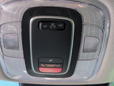 Used 2024 Hyundai Elantra SEL FWD image 18