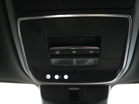 Used 2025 Buick Enclave Avenir w/ Trailering Package, 5000 lbs. AWD/4WD image 18