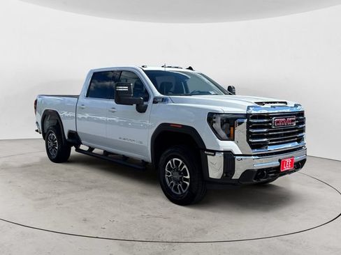 Used 2025 GMC Sierra 2500 SLE w/ SLE Value Package; AWD/4WD image 8