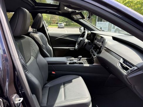 Used 2023 Lexus RX 350 Premium w/ Cold Area Package AWD/4WD image 15