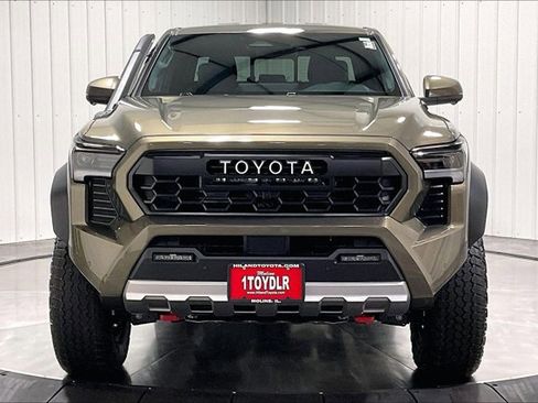 New 2026 Toyota Tacoma 4x4 Double Cab Hybrid image 15