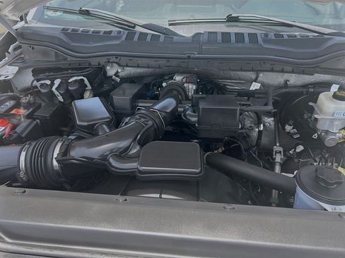 Used 2022 Ford F250 XL w/ Power Equipment Group RWD image 28
