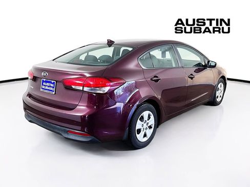 Used 2017 Kia Forte LX w/ LX Popular Package image 7