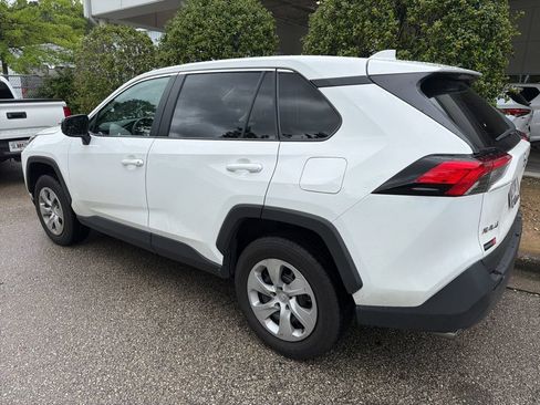 Used 2023 Toyota RAV4 LE FWD image 2