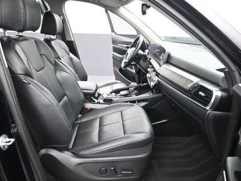 Used 2024 Kia Telluride SX w/ Towing Package FWD image 27