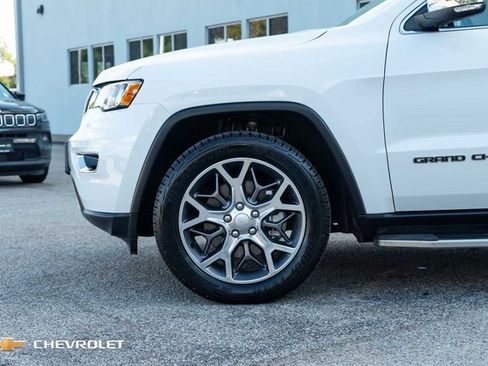 Used 2021 Jeep Grand Cherokee Limited image 11