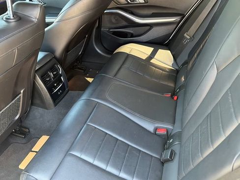 Used 2021 BMW 330i Sedan w/ Premium Package RWD image 12