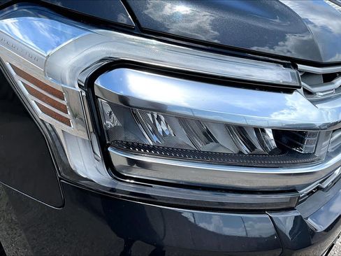 Used 2022 Ford Expedition Max Platinum AWD/4WD image 30