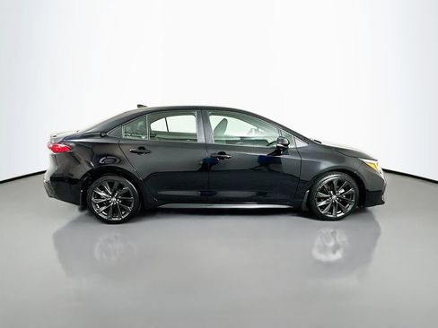 Certified 2024 Toyota Corolla SE FWD image 4