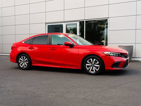 Used 2022 Honda Civic LX image 29