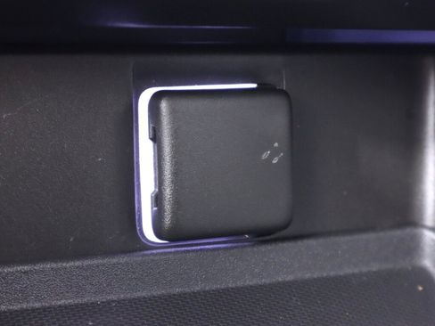 Used 2021 Chevrolet Tahoe LT image 29