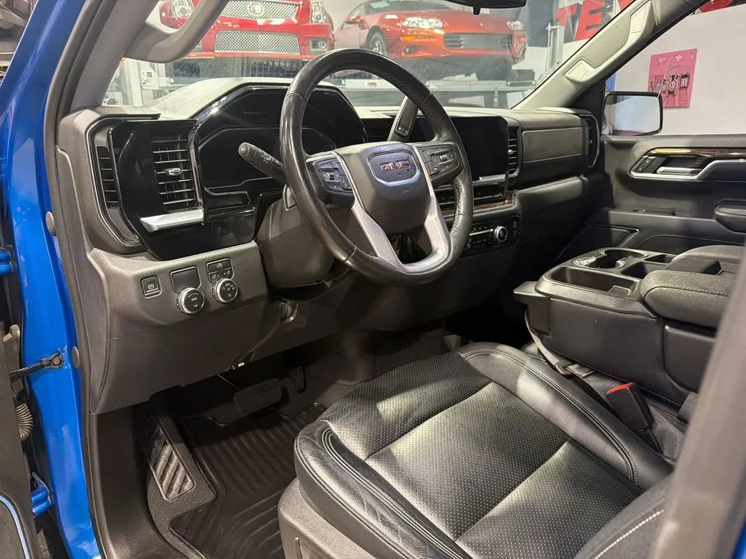 Used 2022 GMC Sierra 1500 Elevation RWD image 16