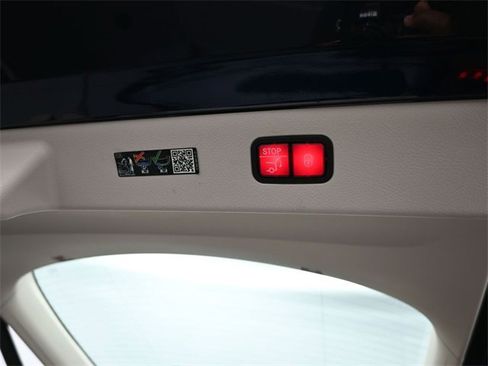 Used 2022 Mercedes-Benz EQS 580 4MATIC Sedan image 18